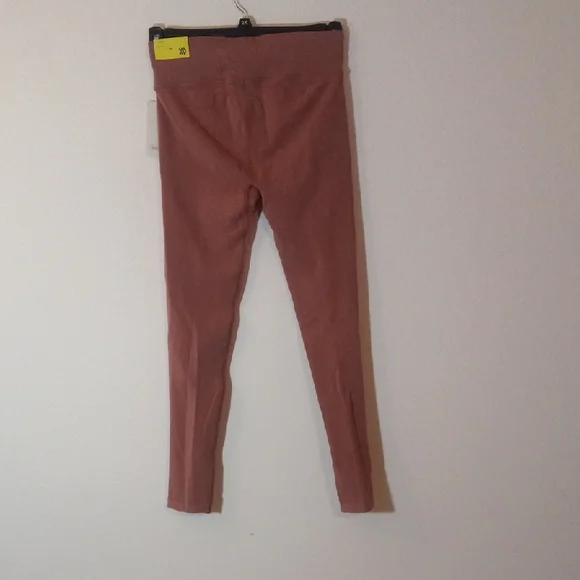 All in Motion Women's Rust Leggings - Picture 5 of 5